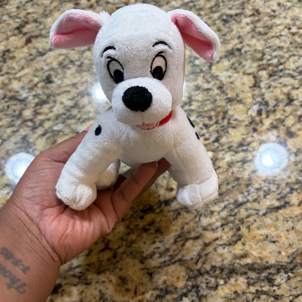 Disney Store 101 Dalmatians Puppy Plush White Black Spotted Dog Red Collar Small